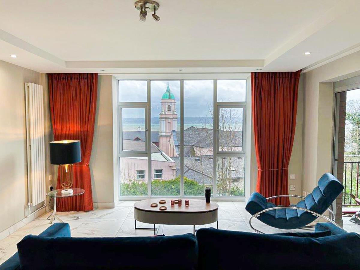 Modern Luxurious Apartment W/ Patio Balcony & View Jordanstown Экстерьер фото